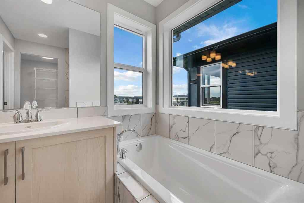 MLS® A2238679 - 1313 Midtown Road SW in Midtown Airdrie, Residential