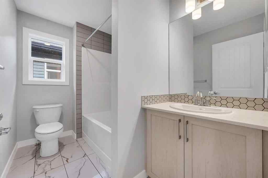 MLS® A2238679 - 1313 Midtown Road SW in Midtown Airdrie, Residential