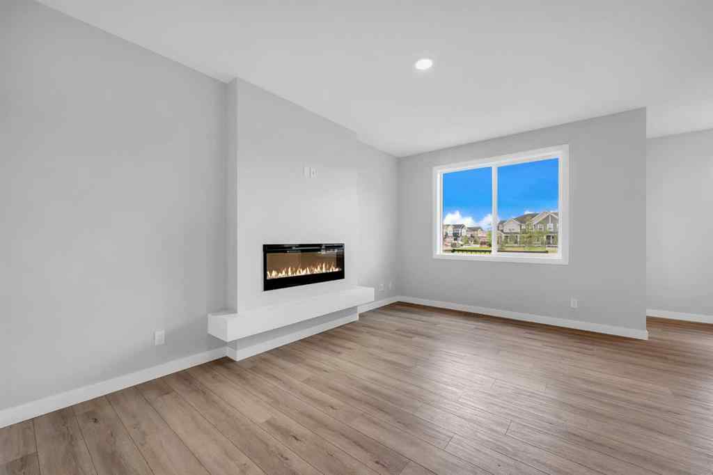 MLS® A2238679 - 1313 Midtown Road SW in Midtown Airdrie, Residential
