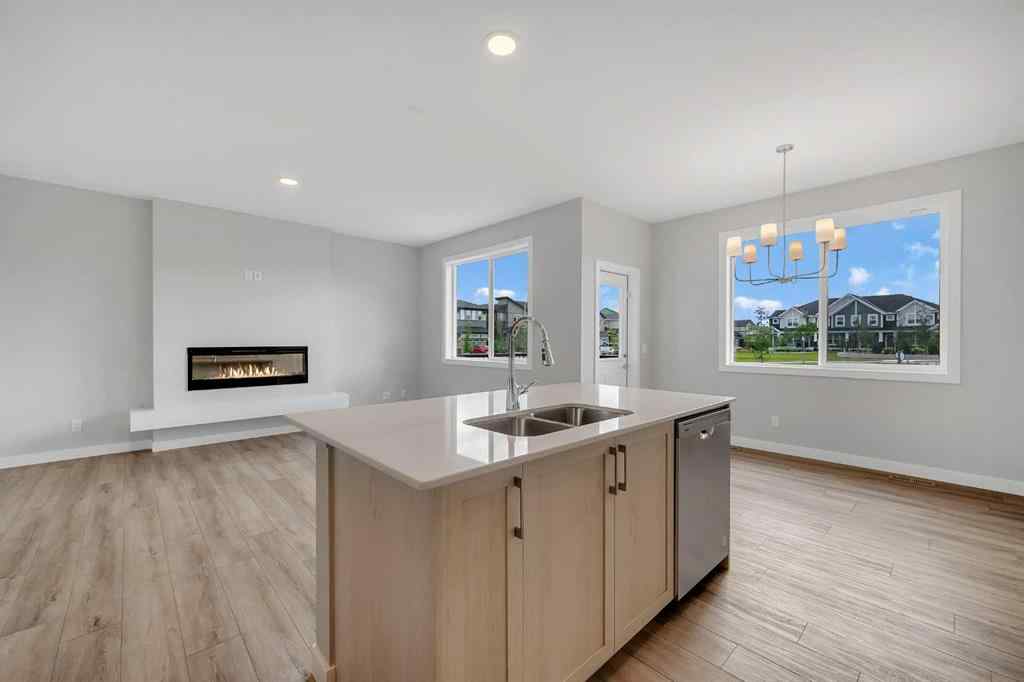 MLS® A2238679 - 1313 Midtown Road SW in Midtown Airdrie, Residential