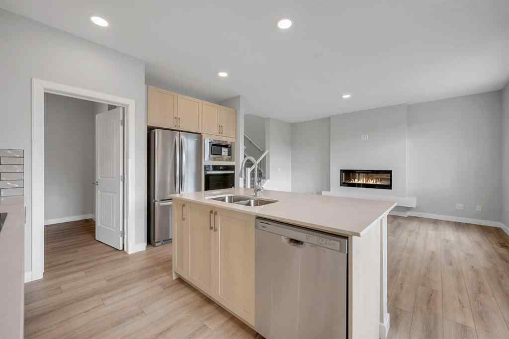 MLS® A2238679 - 1313 Midtown Road SW in Midtown Airdrie, Residential