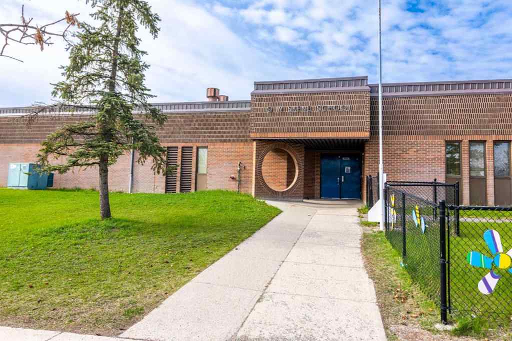 MLS® A2238685 - 508 Malvern Drive NE in Marlborough Park Calgary, Residential