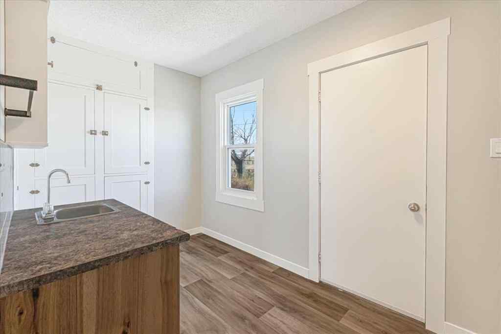 MLS® A2238687 - 204050 RR 245   in NONE Rural Vulcan County, Residential