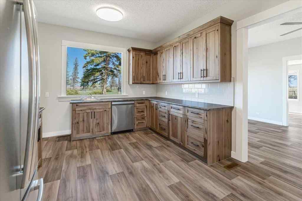 MLS® A2238687 - 204050 RR 245   in NONE Rural Vulcan County, Residential