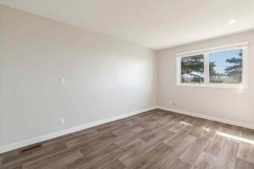 MLS® A2238687 - 204050 RR 245   in NONE Rural Vulcan County, Residential