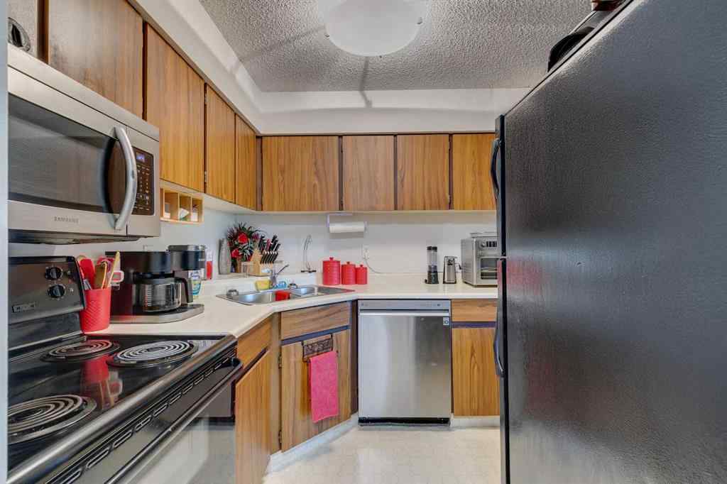 MLS® A2238698 - Unit #308 8403 Fairmount Drive SE in Acadia Calgary, Residential