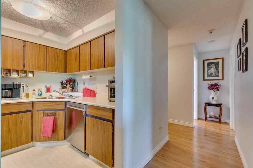MLS® A2238698 - Unit #308 8403 Fairmount Drive SE in Acadia Calgary, Residential