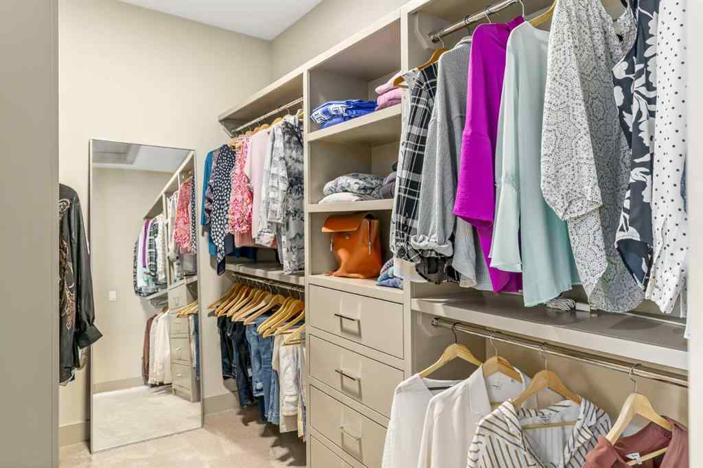 MLS® A2238704 - 3118 14 Avenue SW in Shaganappi Calgary, Residential