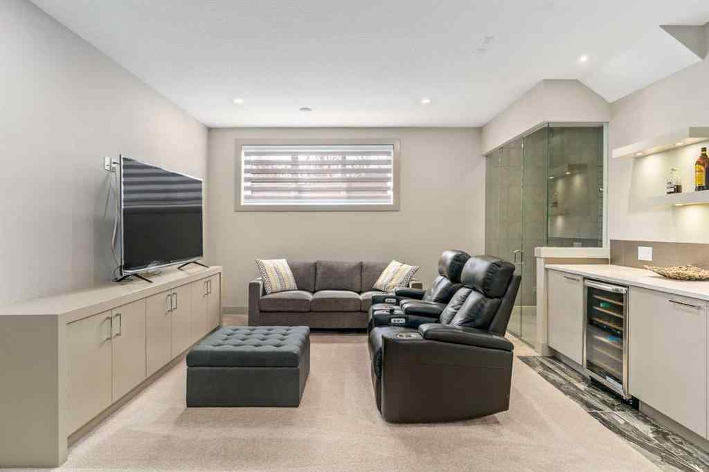 MLS® A2238704 - 3118 14 Avenue SW in Shaganappi Calgary, Residential