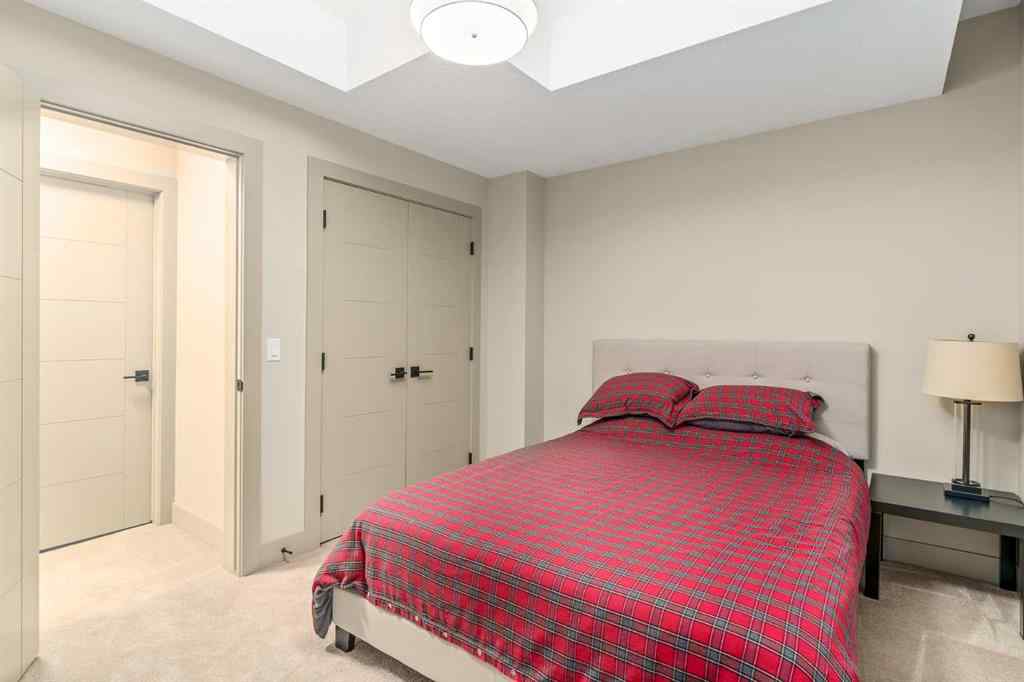 MLS® A2238704 - 3118 14 Avenue SW in Shaganappi Calgary, Residential