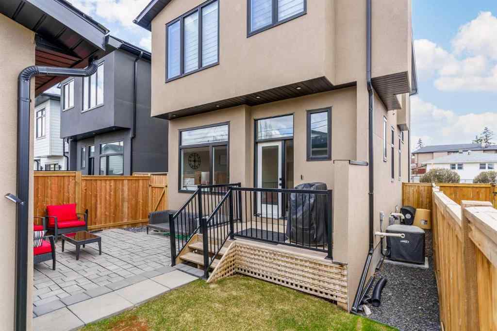 MLS® A2238704 - 3118 14 Avenue SW in Shaganappi Calgary, Residential