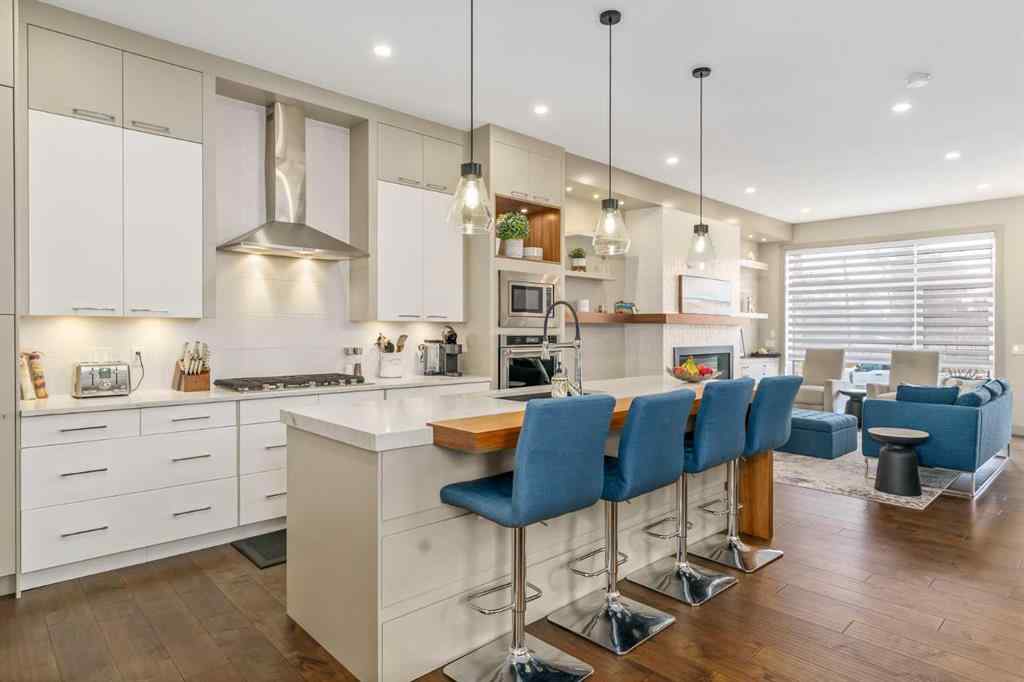 MLS® A2238704 - 3118 14 Avenue SW in Shaganappi Calgary, Residential