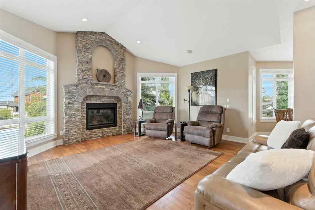 MLS® A2238712 - 136 Magenta Crescent  in Rainbow Falls Chestermere, Residential