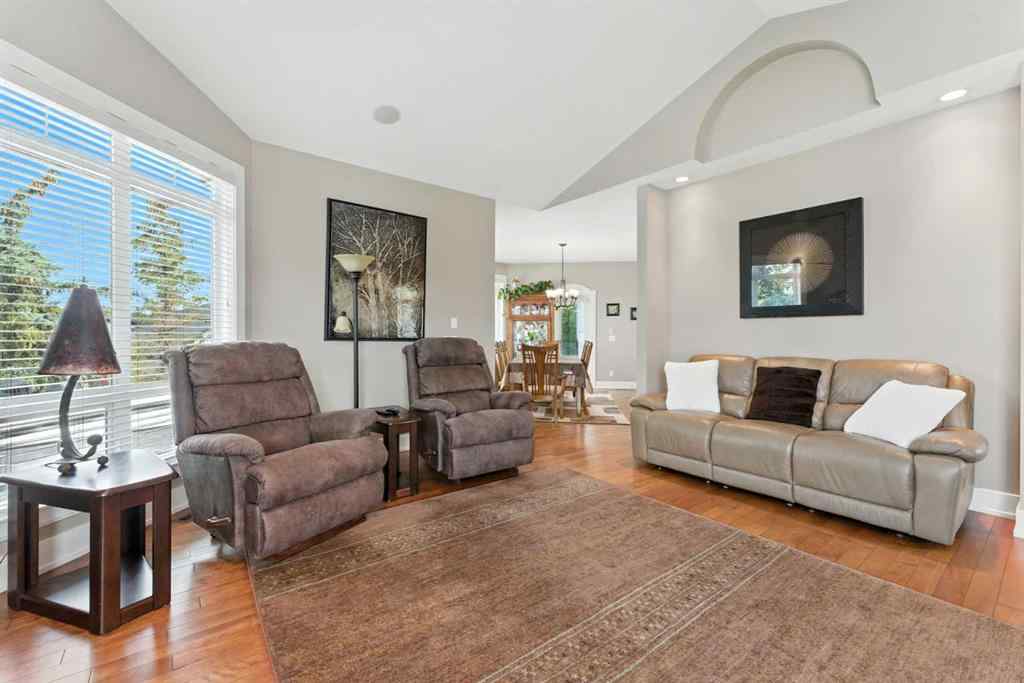 MLS® A2238712 - 136 Magenta Crescent  in Rainbow Falls Chestermere, Residential
