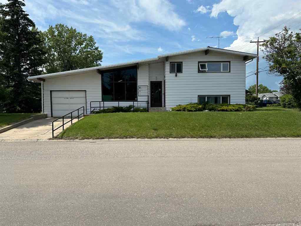 MLS® A2238758 - 1502 20 Avenue  in NONE Didsbury, Residential