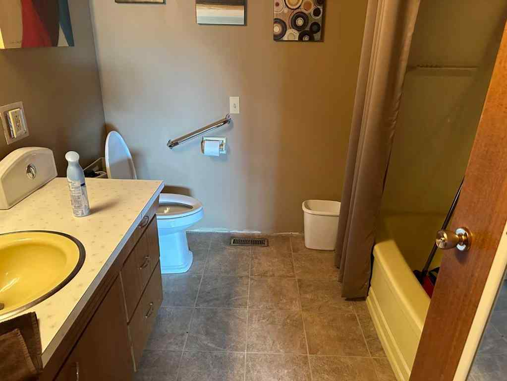 MLS® A2238758 - 1502 20 Avenue  in NONE Didsbury, Residential