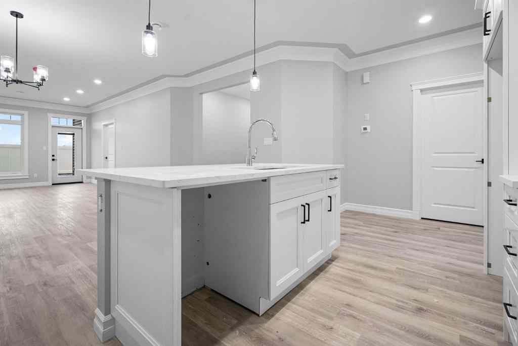 MLS® A2238765 - 3303 50A Street Close  in Creekview Camrose, Residential