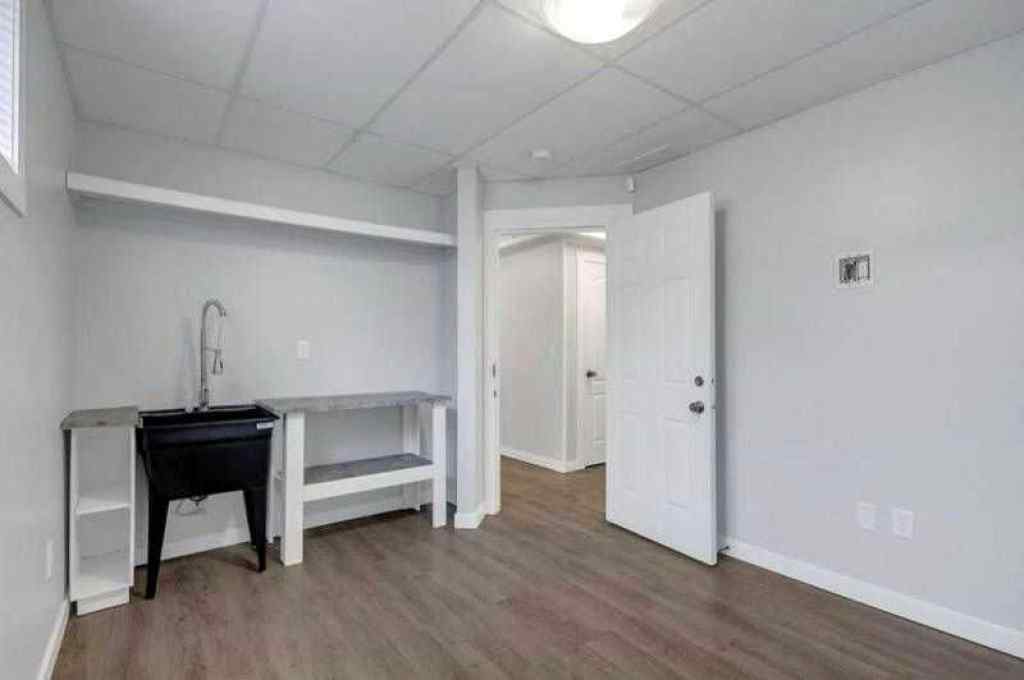 MLS® A2238785 - 3 Liberty Place  in Lakeway Landing Sylvan Lake, Residential