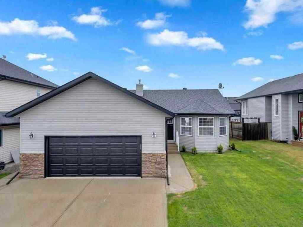 MLS® A2238785 - 3 Liberty Place  in Lakeway Landing Sylvan Lake, Residential