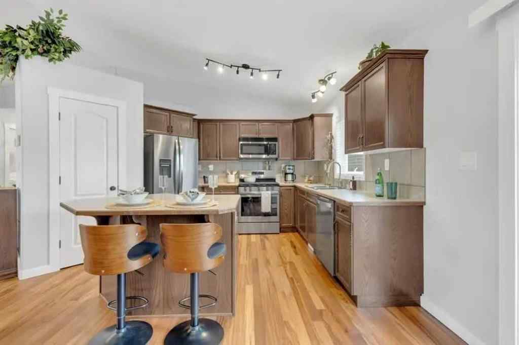 MLS® A2238785 - 3 Liberty Place  in Lakeway Landing Sylvan Lake, Residential
