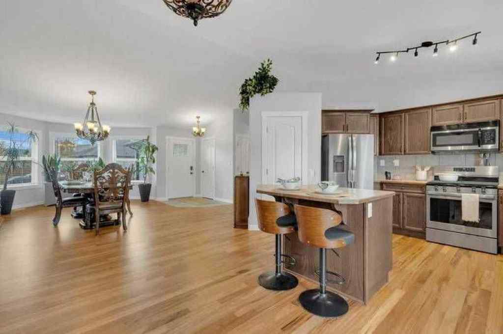 MLS® A2238785 - 3 Liberty Place  in Lakeway Landing Sylvan Lake, Residential