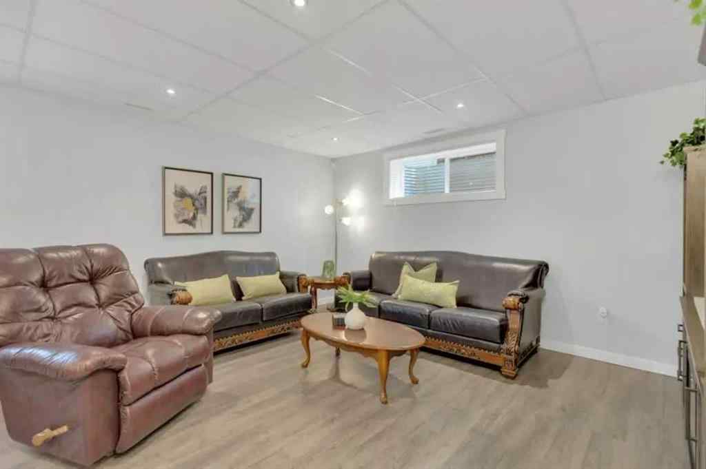 MLS® A2238785 - 3 Liberty Place  in Lakeway Landing Sylvan Lake, Residential