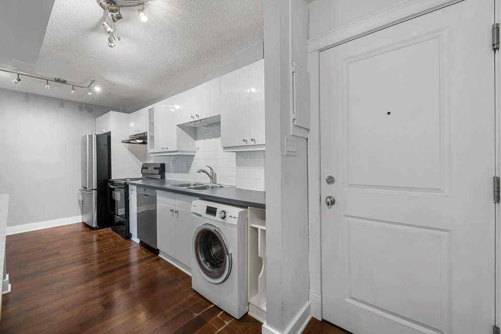 MLS® A2238786 - Unit #204 501 57 Avenue SW in Windsor Park Calgary, Residential