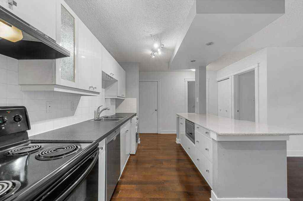 MLS® A2238786 - Unit #204 501 57 Avenue SW in Windsor Park Calgary, Residential