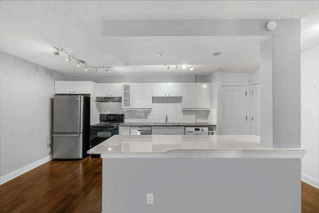 MLS® A2238786 - Unit #204 501 57 Avenue SW in Windsor Park Calgary, Residential