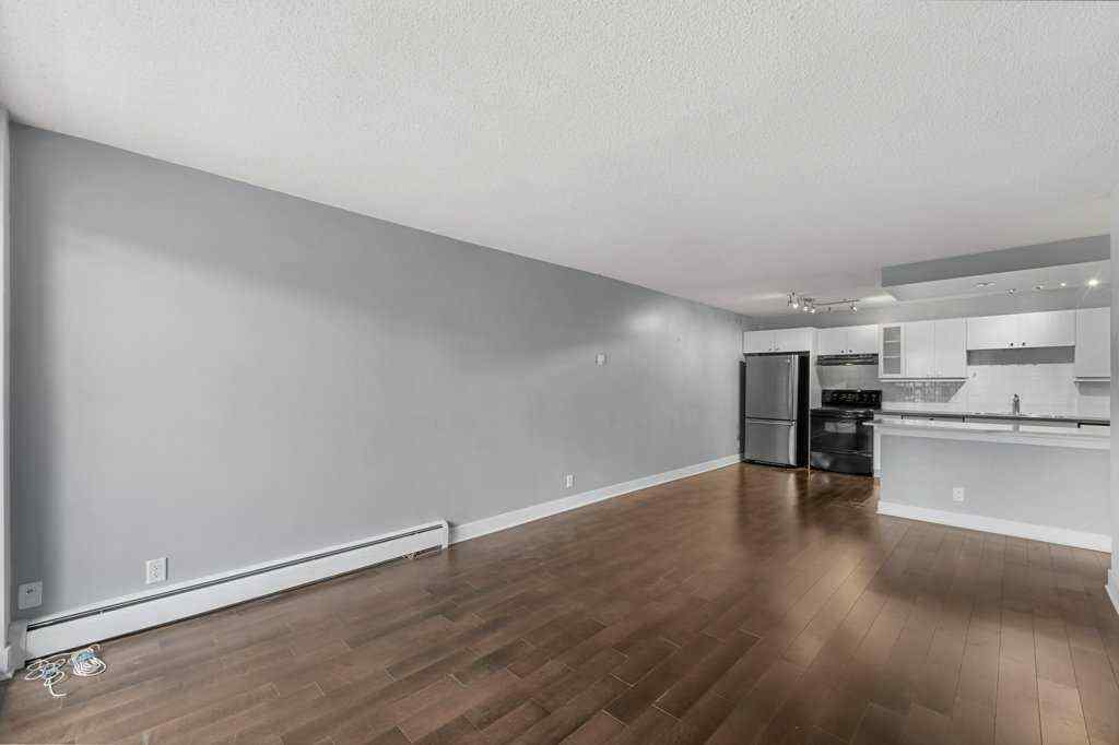MLS® A2238786 - Unit #204 501 57 Avenue SW in Windsor Park Calgary, Residential