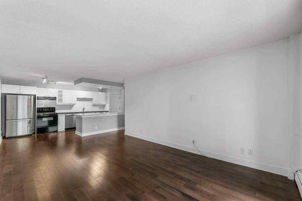 MLS® A2238786 - Unit #204 501 57 Avenue SW in Windsor Park Calgary, Residential