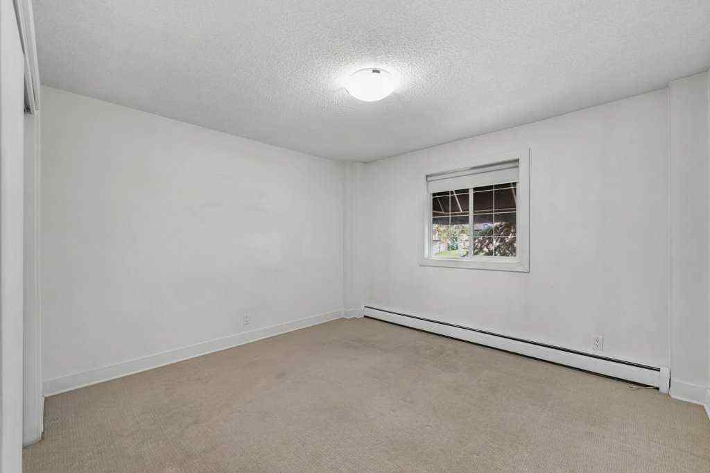 MLS® A2238786 - Unit #204 501 57 Avenue SW in Windsor Park Calgary, Residential