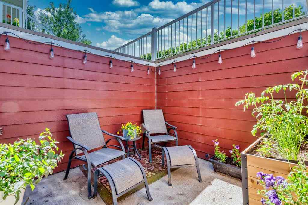 MLS® A2238801 - 416 Mckenzie Towne Close SE in McKenzie Towne Calgary, Residential