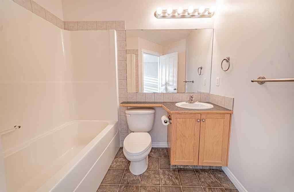 MLS® A2238814 - 42 Kanten Close  in Kentwood West Red Deer, Residential