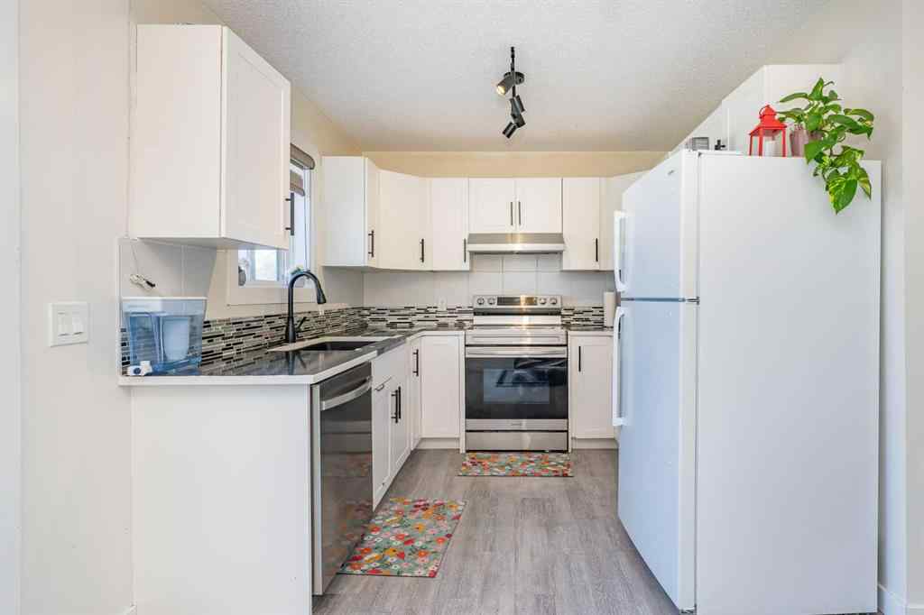 MLS® A2238824 - 90 MARTIN CROSSING Way NE in Martindale Calgary, Residential