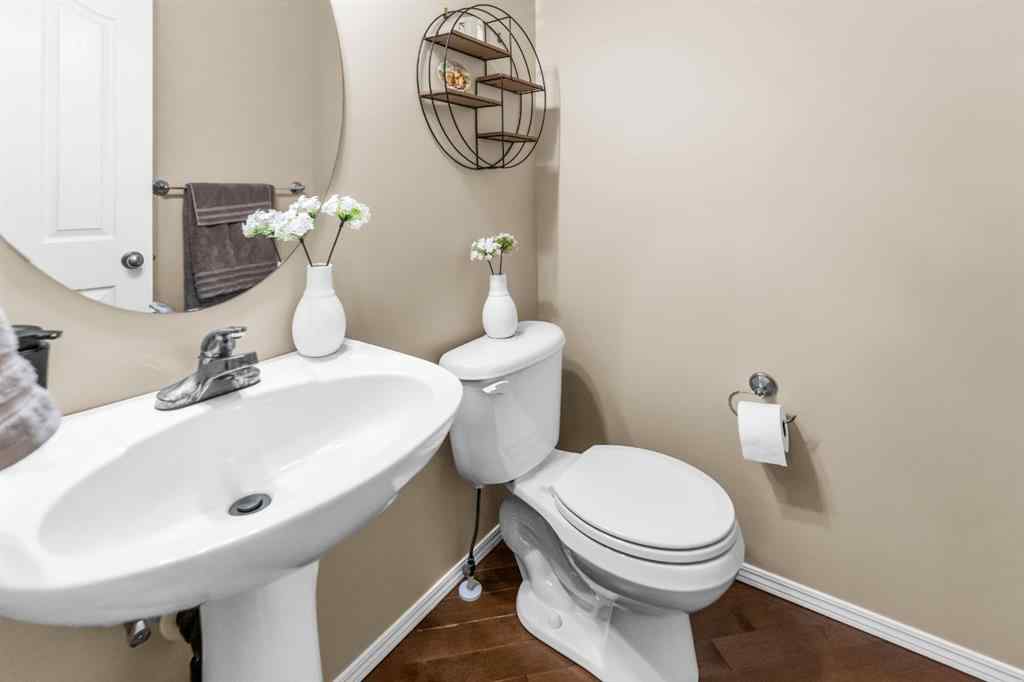 MLS® A2238828 - 107 Everoak Green SW in Evergreen Calgary, Residential