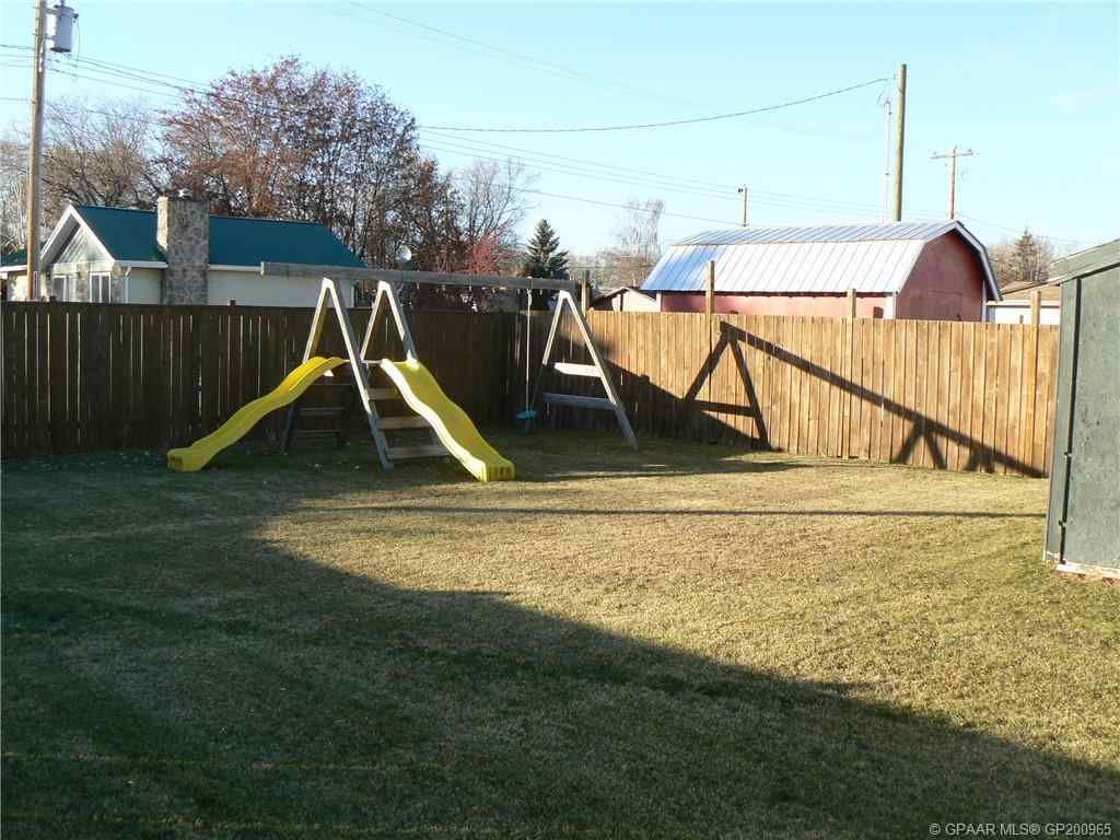 MLS® A2238831 - 5826 49 Street  in NONE High Prairie, Residential