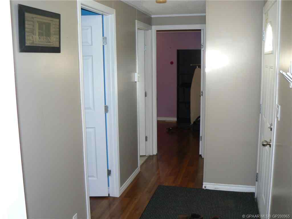 MLS® A2238831 - 5826 49 Street  in NONE High Prairie, Residential