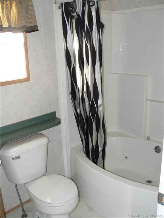MLS® A2238831 - 5826 49 Street  in NONE High Prairie, Residential