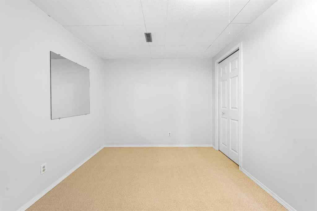 MLS® A2238851 - 5122 48 Street NW in Varsity Calgary, Residential