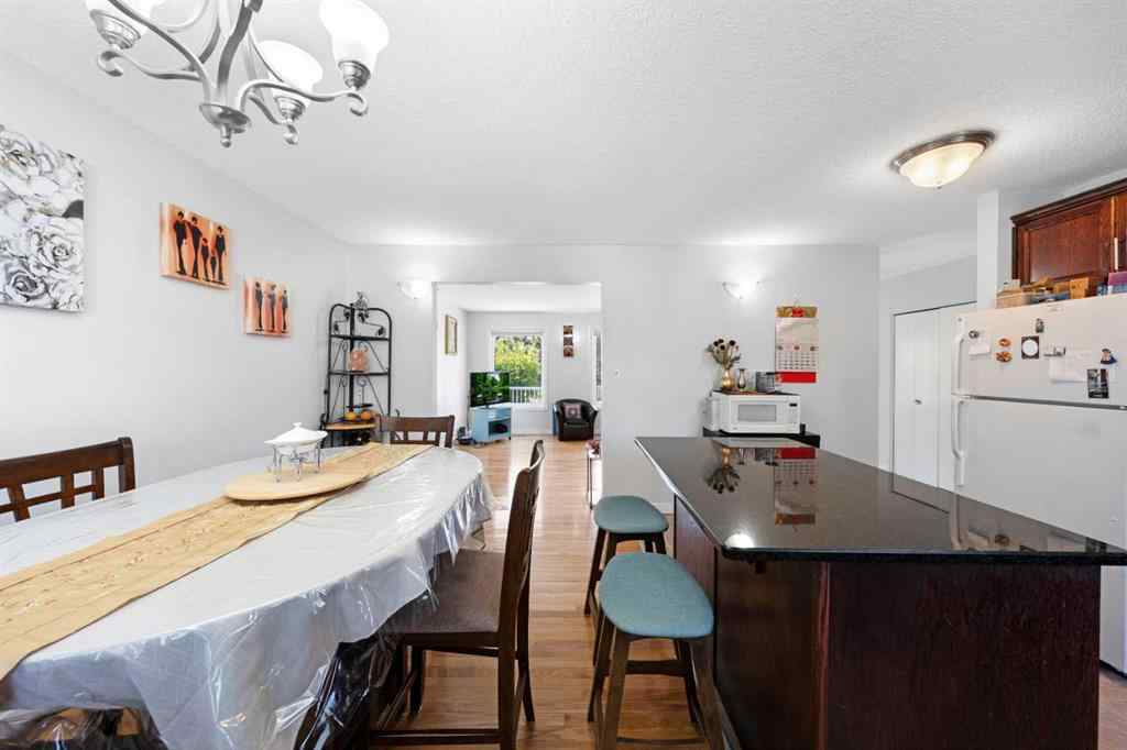 MLS® A2238851 - 5122 48 Street NW in Varsity Calgary, Residential