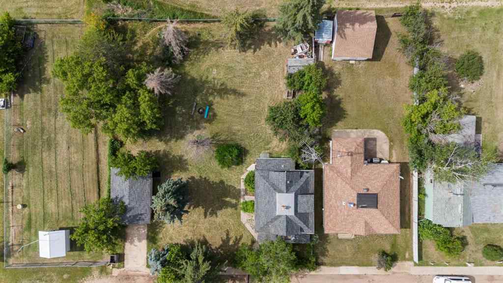 MLS® A2238869 - 4928 51 Street  in Hardisty Hardisty, Residential