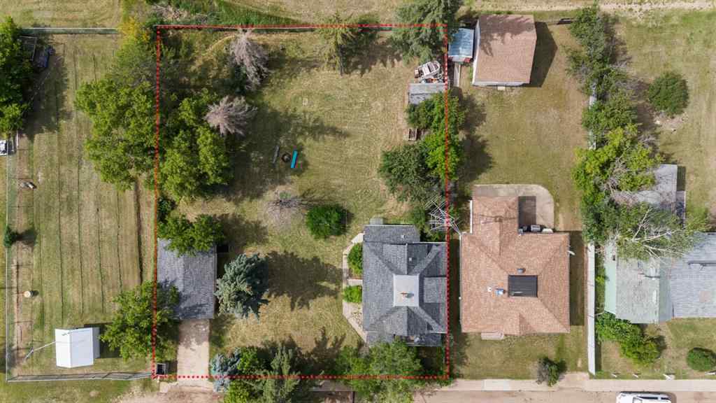 MLS® A2238869 - 4928 51 Street  in Hardisty Hardisty, Residential