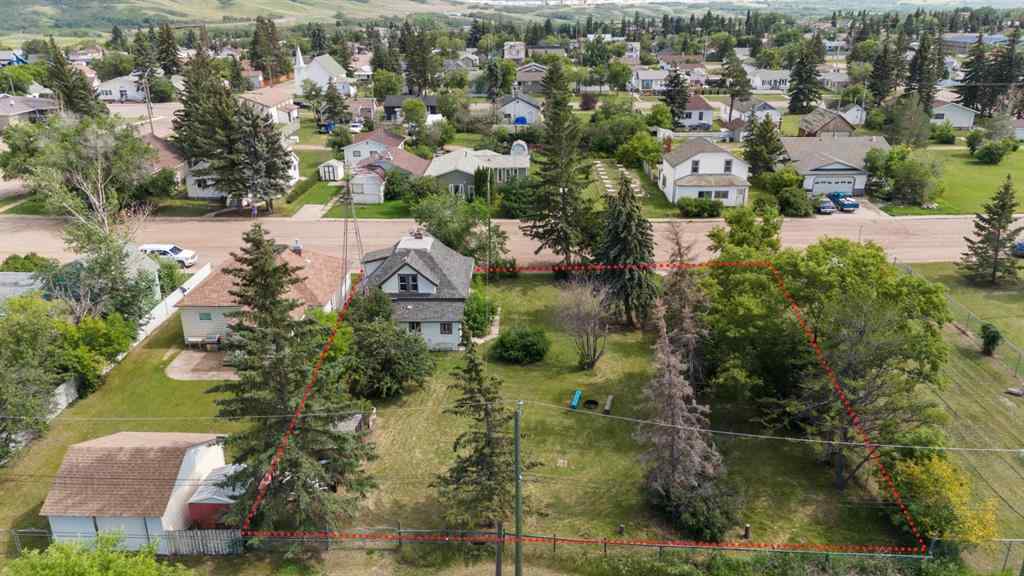 MLS® A2238869 - 4928 51 Street  in Hardisty Hardisty, Residential