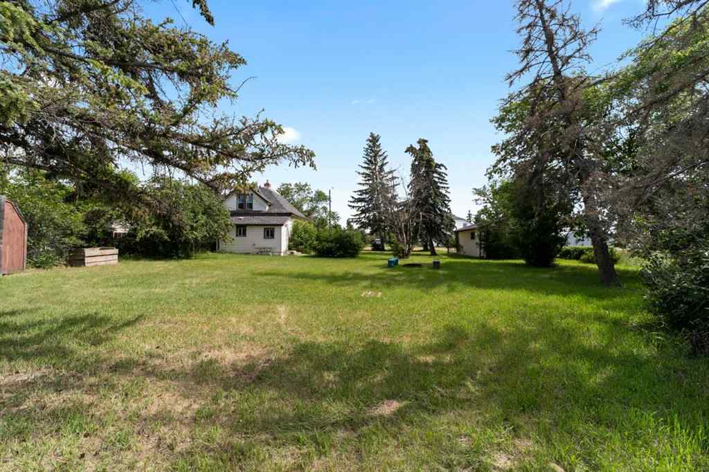 MLS® A2238869 - 4928 51 Street  in Hardisty Hardisty, Residential