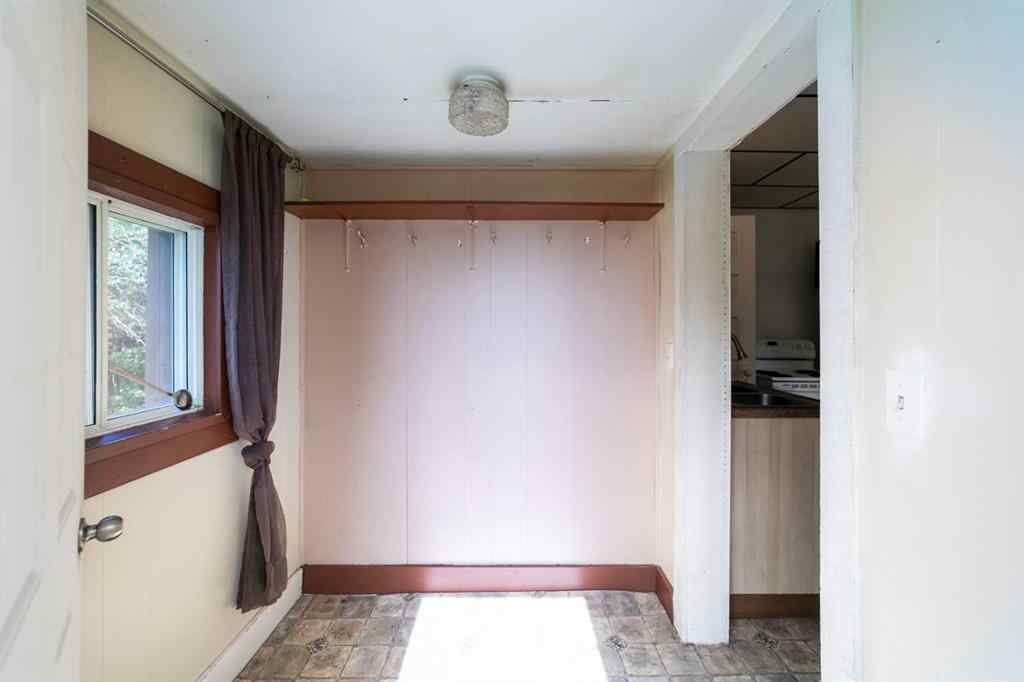 MLS® A2238869 - 4928 51 Street  in Hardisty Hardisty, Residential