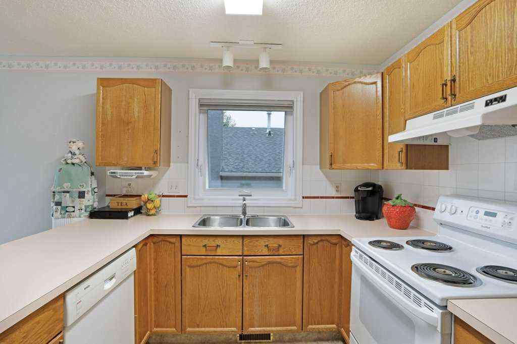 MLS® A2238877 - 28 Parkland Place E in Parkland Brooks, Residential