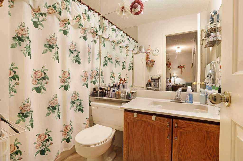 MLS® A2238877 - 28 Parkland Place E in Parkland Brooks, Residential