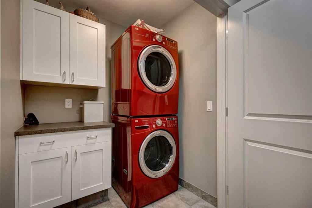 MLS® A2238878 - 1410 26A Street SW in Shaganappi Calgary, Residential