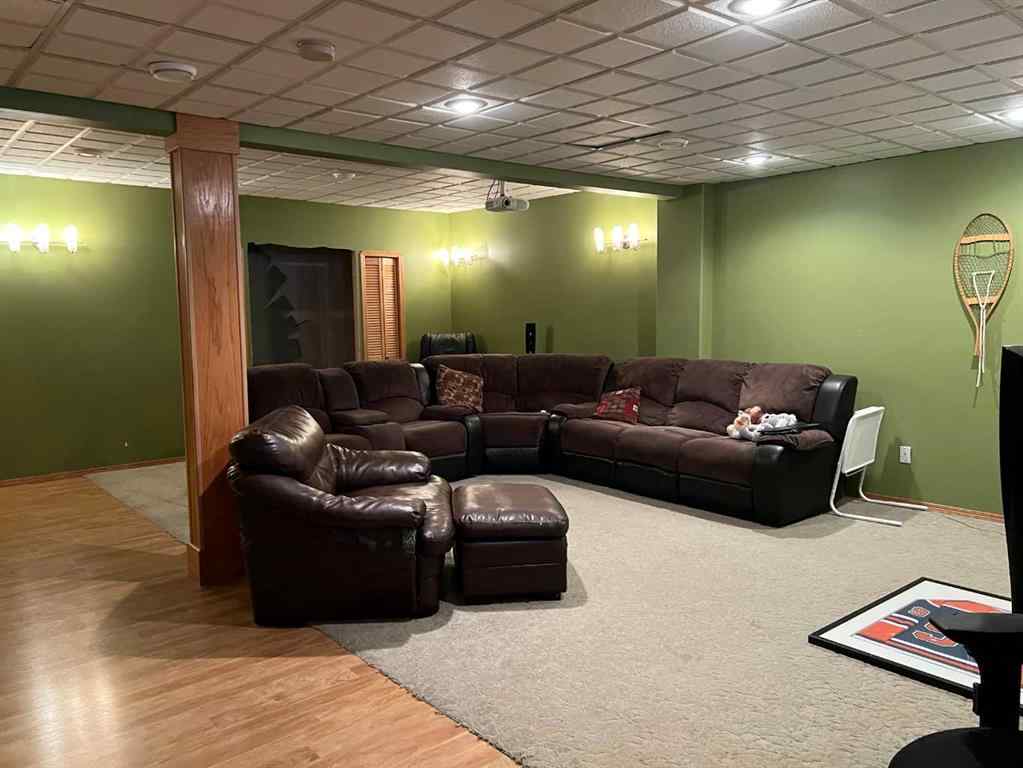 MLS® A2238886 - 302 8 Avenue  in NONE Fox Creek, Residential